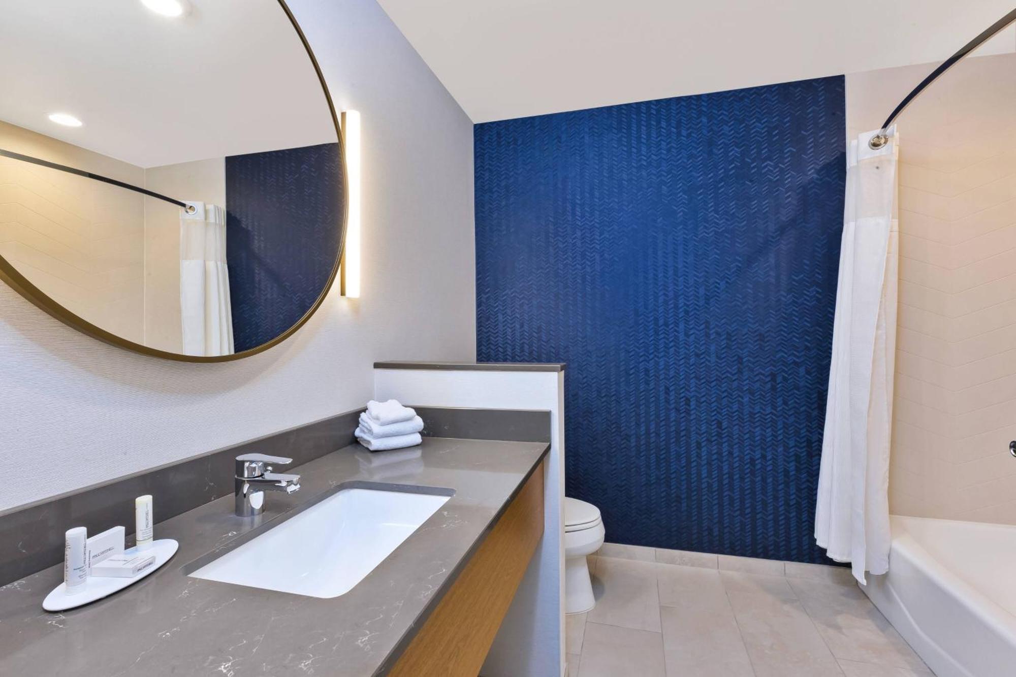 Fairfield Inn & Suites By Marriott Cincinnati Airport South/פלורנס מראה חיצוני תמונה
