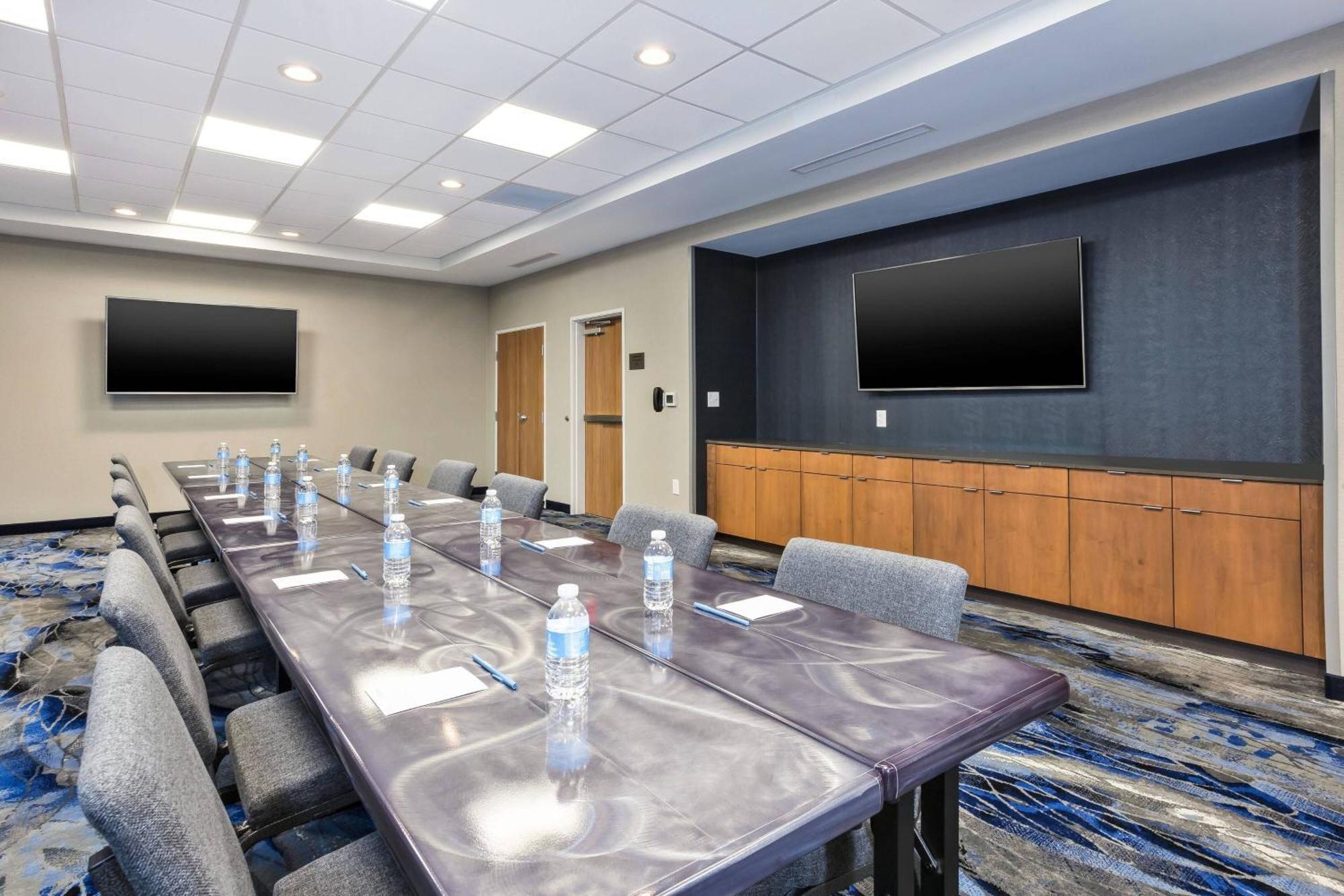 Fairfield Inn & Suites By Marriott Cincinnati Airport South/פלורנס מראה חיצוני תמונה
